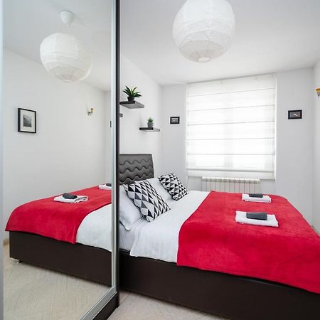 סראייבו Bright 1Bdr Apartment In The City Center מראה חיצוני תמונה