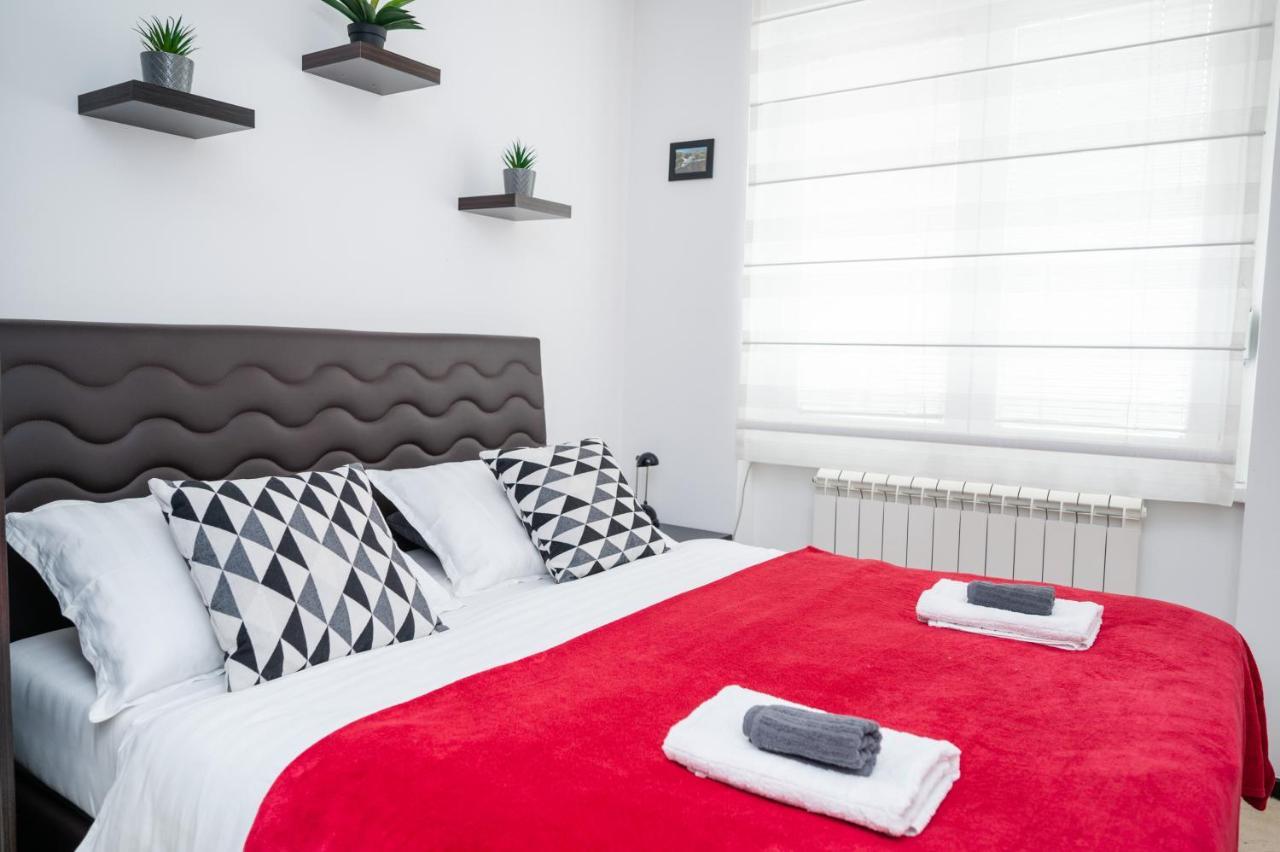 סראייבו Bright 1Bdr Apartment In The City Center מראה חיצוני תמונה