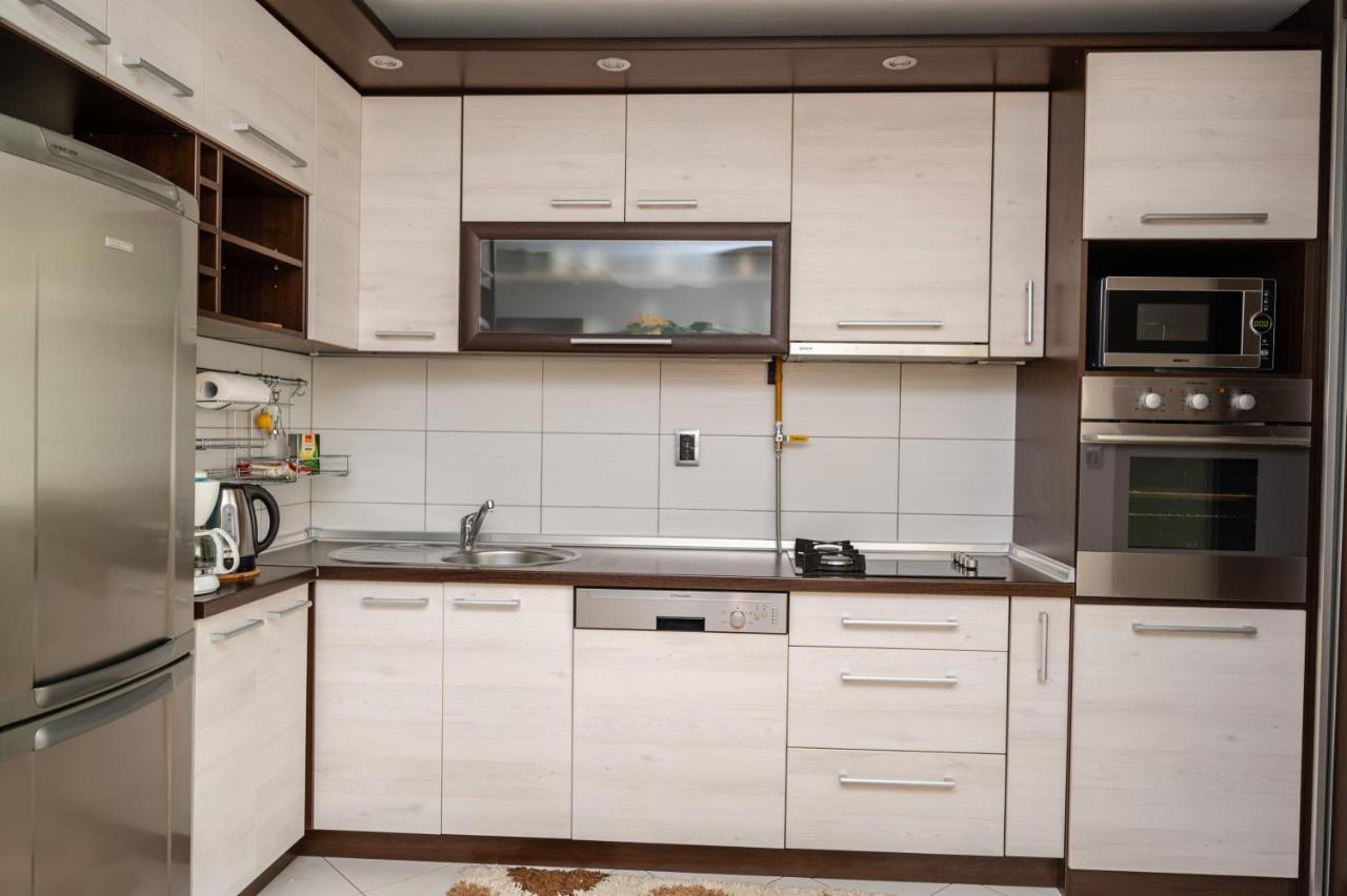 סראייבו Bright 1Bdr Apartment In The City Center מראה חיצוני תמונה